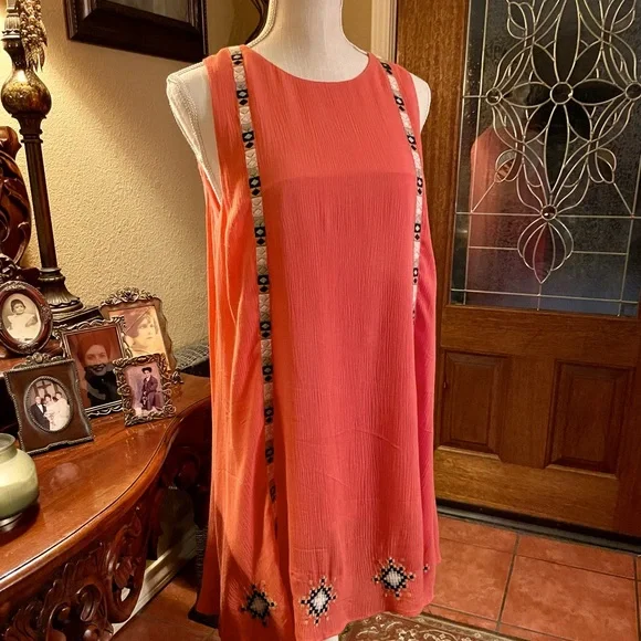 THML | Dresses | Thml Sleeveless Embroidered Dress | Poshmark